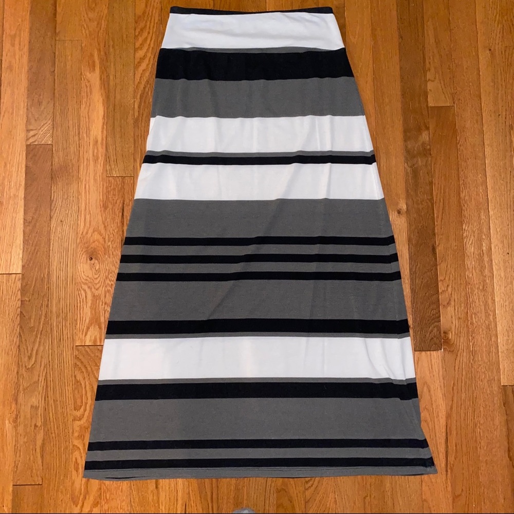 Striped maxi skirt